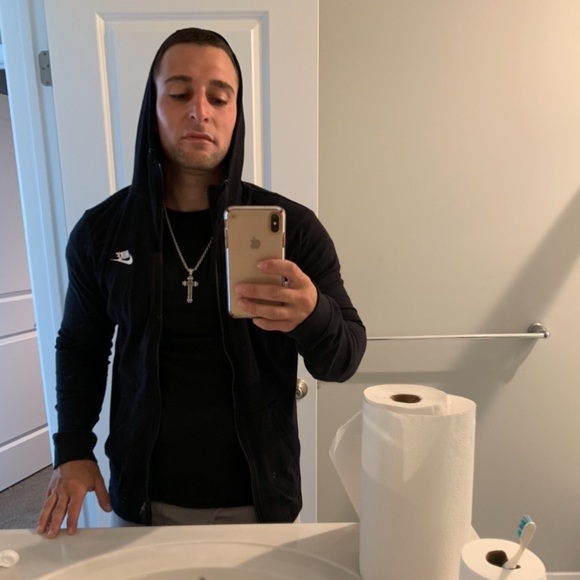 Meet your Posher, Matthew - Picture 1 of 1